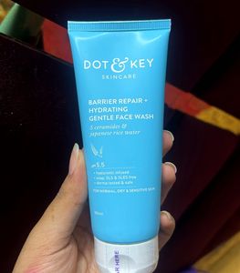 Dot & Key Gentle Face Wash