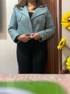 Stylish Cropped Jacket