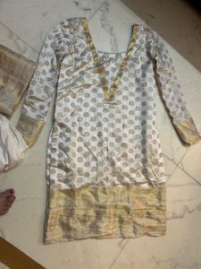 Elegant White &amp; Gold Suit Unused