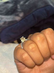 ARTIFICIAL SOLITAIRE RING