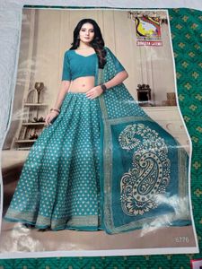 Green Cotton Printed Saree With Blouse &amp; Peticoat