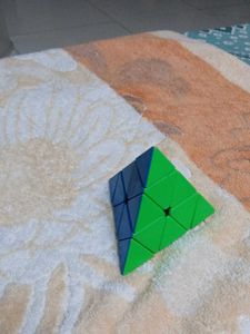 Pyraminx Puzzle