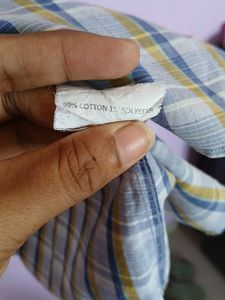 Peter England Men&#39;s Checked Formal Shirt