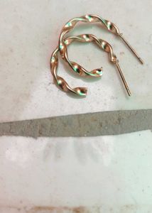Super classy earrings for women