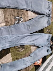 Totally Used Jeans Branded Colour Faded Siz M