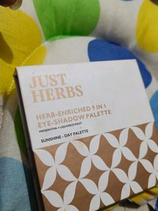 Just Herbs Herb Enriched 9 In 1 Eyeshadow Palette