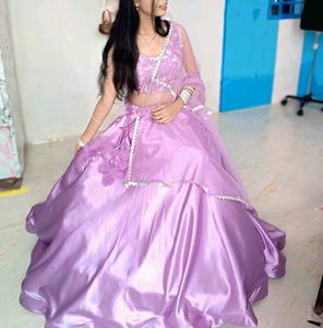 Designer Lehnga, Colours Available 🥰