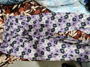 Red and patterned pyjamas set of 3- XXL