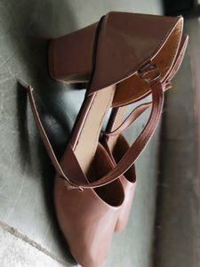Chic Pink Patent Ankle Strap Ballet Flats