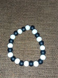 White Beaded Bracelet Combo (5)