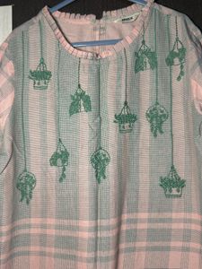 Pink Emobrordery Checked Kurta