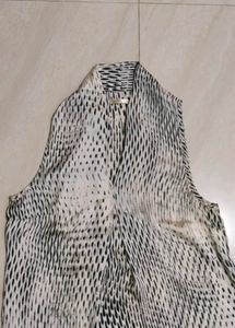 🖤✅Sleeveless Printed Top✅🖤