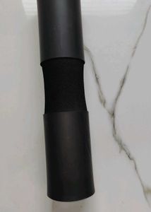 Gym Barbell Grip Form For Squats Hip Thrust