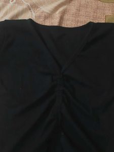 Black V-Neck Crop Top