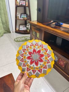 Lipping Art In Good Condition
