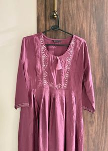 Elegant Maroon Embroidered Kurta
