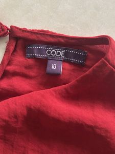 Red Sleeveless Top