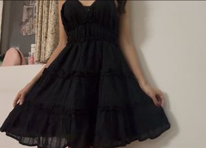 Black Flowy Mini Dress Size M