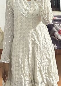 Elegant White Chikankari Kurta