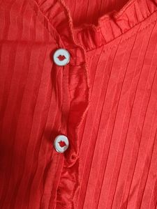 Red ♥️ Colour Srt Typ T Sr Only Rs 99