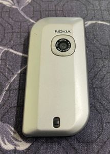 Vintage Nokia 6670 (Non-Working / White Screen)