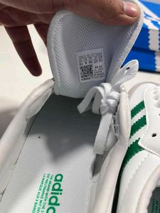 Adidas Samba OG - Classic Style