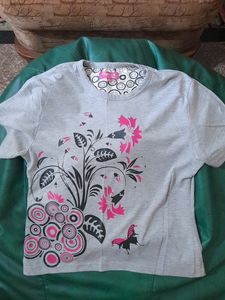 Grey Tee Floral Print, 38&#34;, Unused, Soft &amp; Comfy