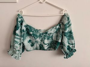 Green Print Crop Top