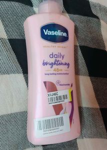 Vaseline Daily Brightening Lotion