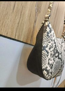 Snakeskin Crossbody Bag 💥