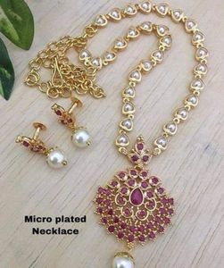 Set Of 2 Neckpieces