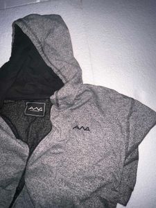 GREY HOODIE