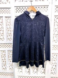 Vintage Royal Laced Charm C