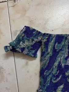Stylish Blue Patterned Top