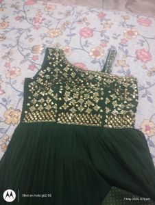 🔥 Mirror Work Green Gown With Dupatta🔥