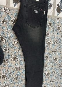 Stylish Dark Grey Denim Jeans