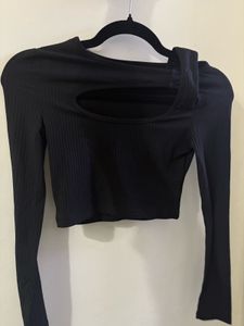 Front Cutout Long Sleeve Top