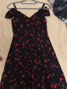 Sweetheart neck and offshoulder Floral Dress