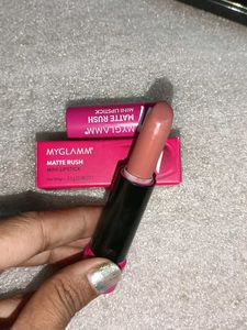 Myglamm Matte Rush-subtle In Santorini