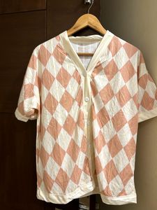 Peach Diamond Pattern Top