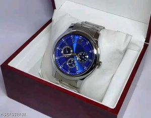 Stylish Men's Blue Dial Wristwatch