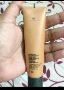 🎀SALE🎀 MAC Studio Sculpt Spf15 foundation NC44