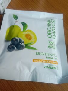 Organic Harvest Vitamin C Facial Kit