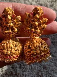 Elegant Gold Jhumka Earrings