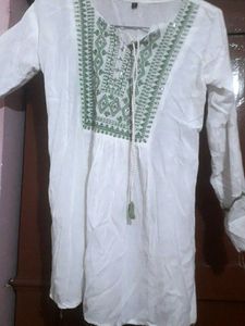 Embroidered White Short Kurti