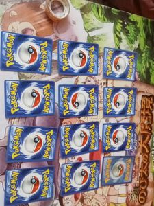 Pack Of 12 Pokemon real Cards