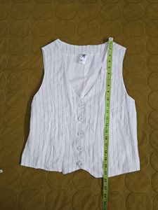 Striped Buttoned waist coat size M