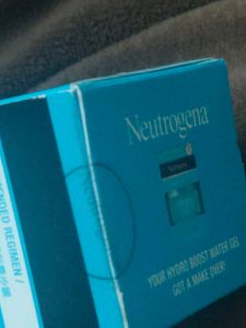 💥Neutrogena Face Wash And Hydro Boost Gel