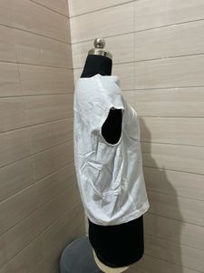korean imported Sleeveless White Top