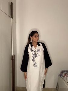 Size Available 42,44,45  Black &amp; White Floral Tuni